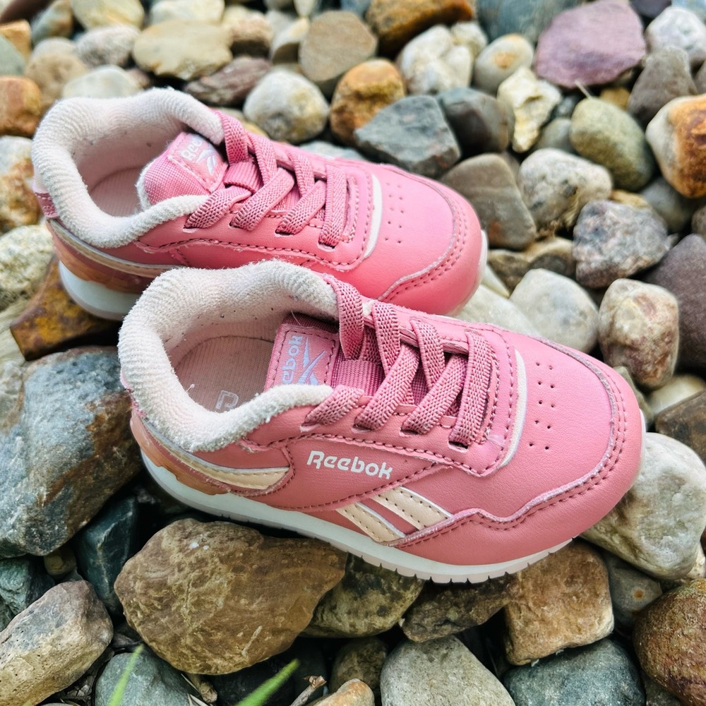 Reebok Pink Sneakers with White Accents - Picture 2 of 4